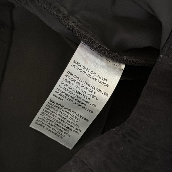 Chico's | Black Straight Leg Pants | Textured | Stretchy Pull On Pant | size 6R - Picture 3 of 6